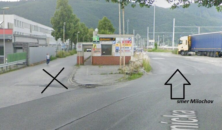 Cesta od železničnej stanice smer Milochov